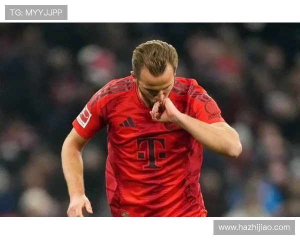 拜仁官方推特发布德甲对阵斯图加特海报基米希与卡尔共同亮相